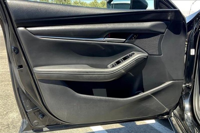 2021 Mazda Mazda3 Sedan SelectImage 22