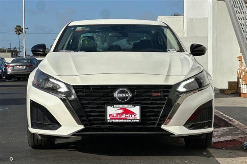 2025 Nissan Altima 2.5 SRImage 6