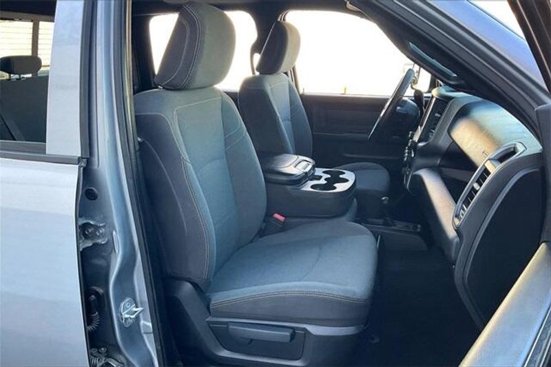 Used 2022 RAM 3500 TradesmanImage 6