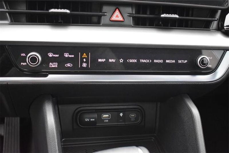 2025 Kia Sportage EXImage 30