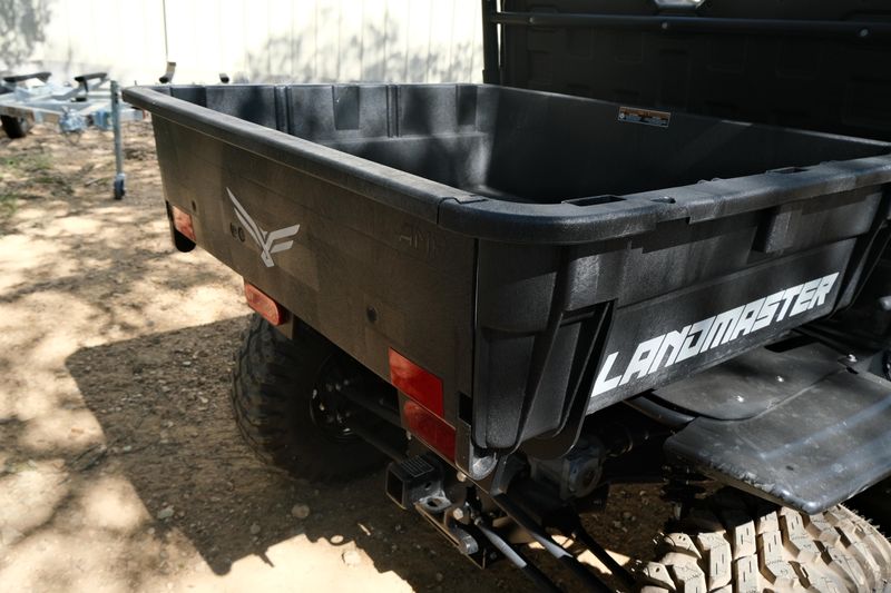 NEW 2025 LANDMASTER AMP STANDARD CAB CLASSIC EDITION Image 13
