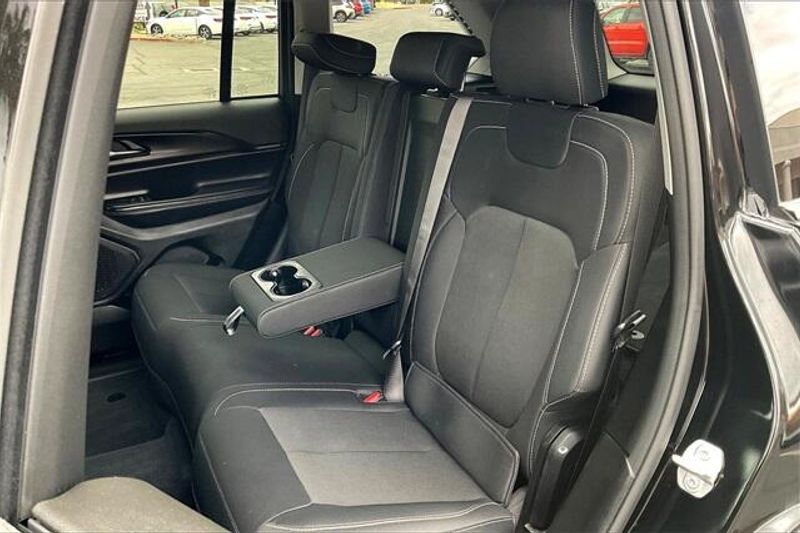 2023 Jeep Grand Cherokee LaredoImage 25