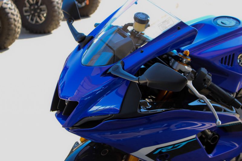 2025 Yamaha YZFR7 TEAM BLUE Image 19