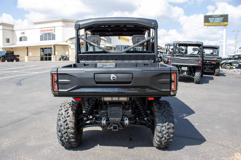 NEW 2026 CAN-AM DEFENDER MAX XT HD11 Image 3