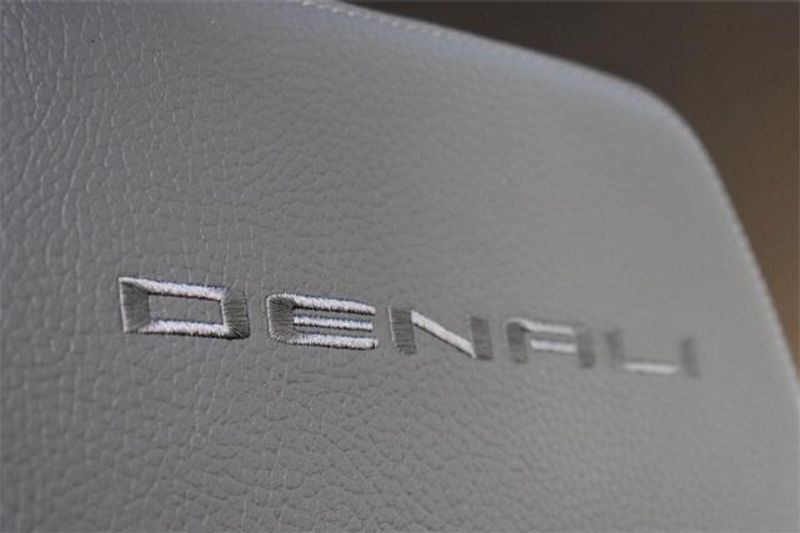 Used 2020 GMC Sierra 3500HD DenaliImage 17