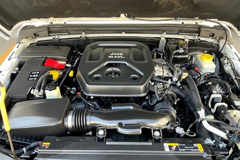 Used 2021 Jeep Wrangler Unlimited RubiconImage 9