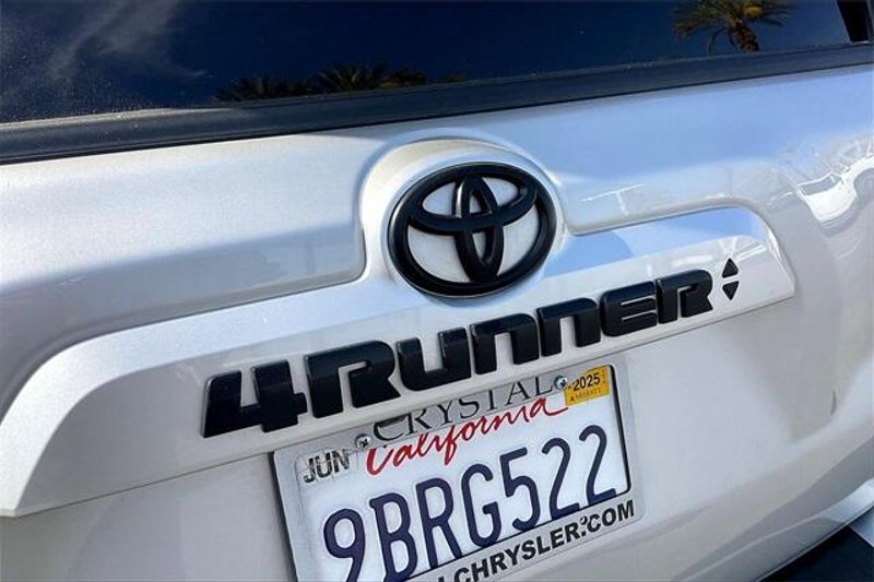 2022 Toyota 4Runner SR5Image 31