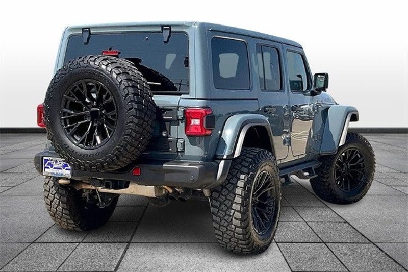 2024 Jeep Wrangler Rubicon 392Image 12