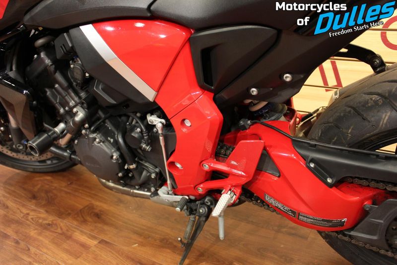 2015 Honda CB1000R Image 13