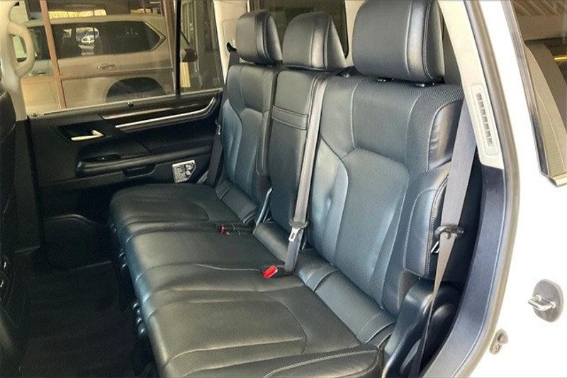 2018 Lexus LX 570 570Image 25