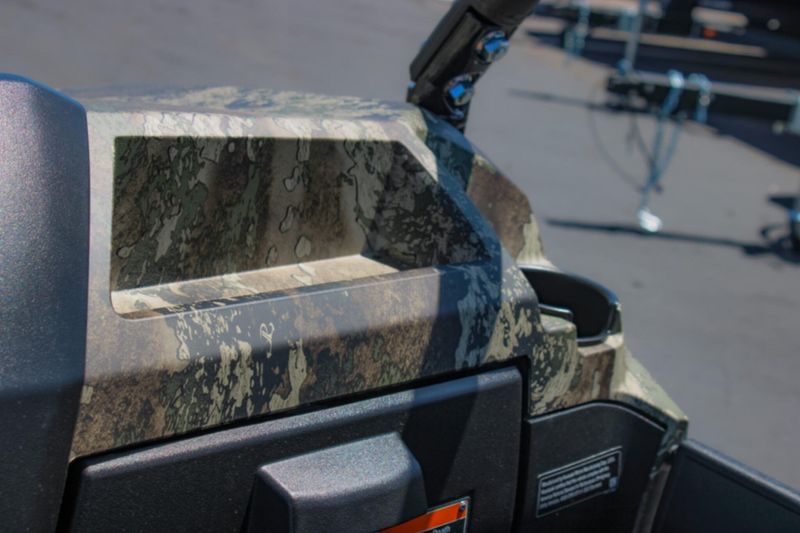 NEW 2026 KAWASAKI MULE PROFXT 1000 LE CAMO Image 19