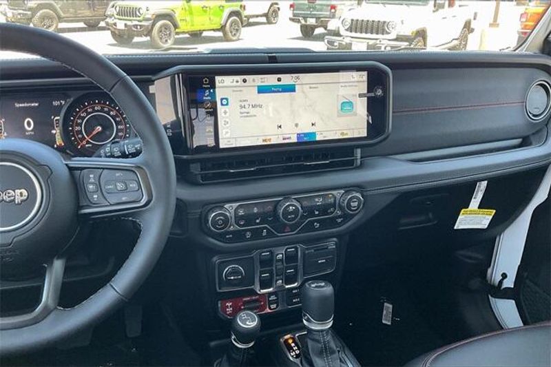 New 2025 Jeep Wrangler 4-door RubiconImage 5