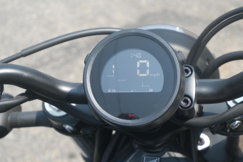 2025 Honda REBEL 500 MATTE BLACK METALLIC Image 10