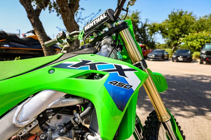 New 2026 Kawasaki KX450  LIME GREEN Image 6