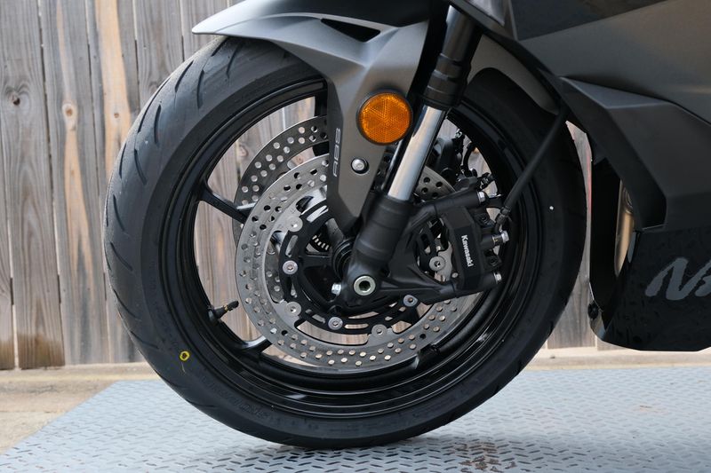 NEW 2026 KAWASAKI NINJA ZX4RR ABS Image 14