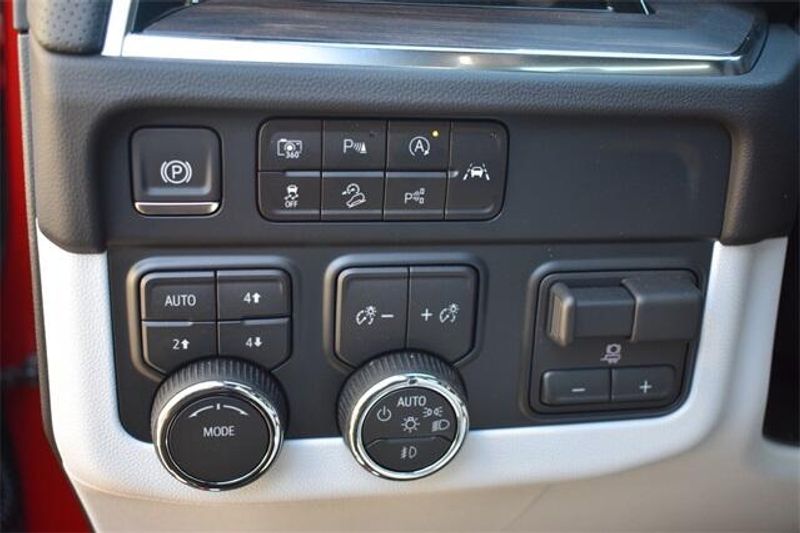 New 2025 Chevrolet Tahoe PremierImage 30