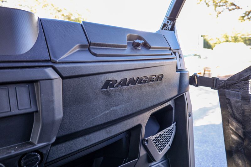 NEW 2026 POLARIS RANGER CREW 1000 PREMIUM Image 17