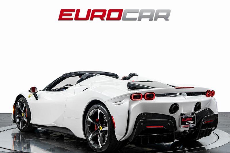 Used 2024 Ferrari SF90 Spider *TAILOR MADE * CARBON RACING SEATS * FULL PPF*Image 4
