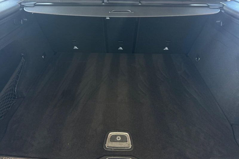 Used 2022 Mercedes-Benz GLC 300Image 17