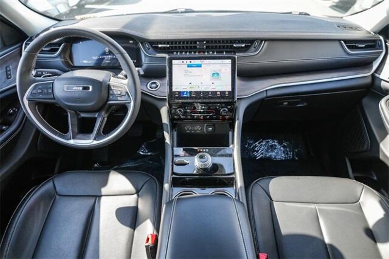 2023 Jeep Grand Cherokee LimitedImage 13