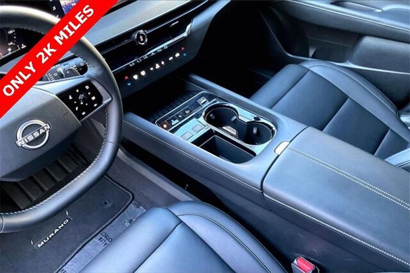 Used 2025 Nissan Murano SVImage 17