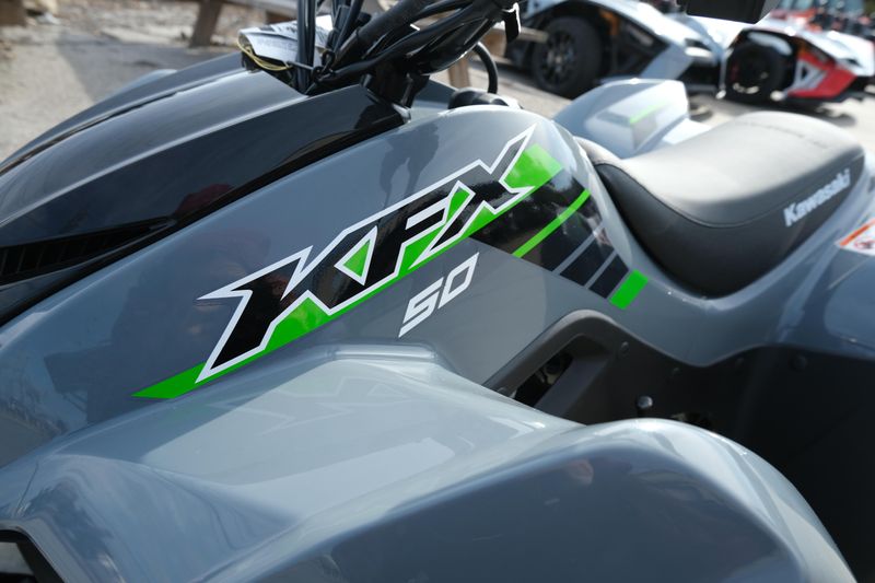 2025 Kawasaki KFX50 BATTLE GRAYImage 16