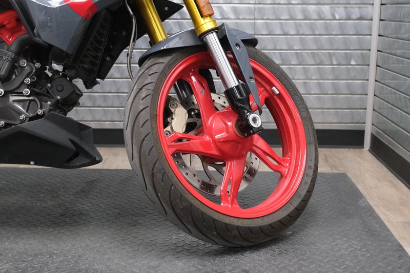 USED 2022 BMW G 310 R Image 12