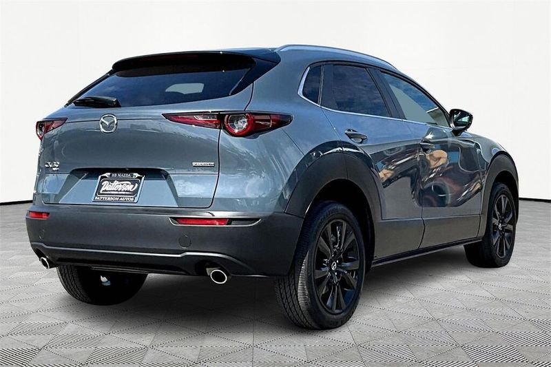 Used 2022 Mazda CX-30 2.5 S Carbon EditionImage 2