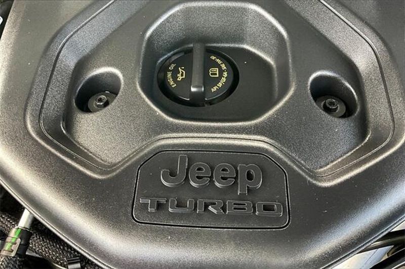 2022 Jeep Cherokee Limited 4xe photo 30