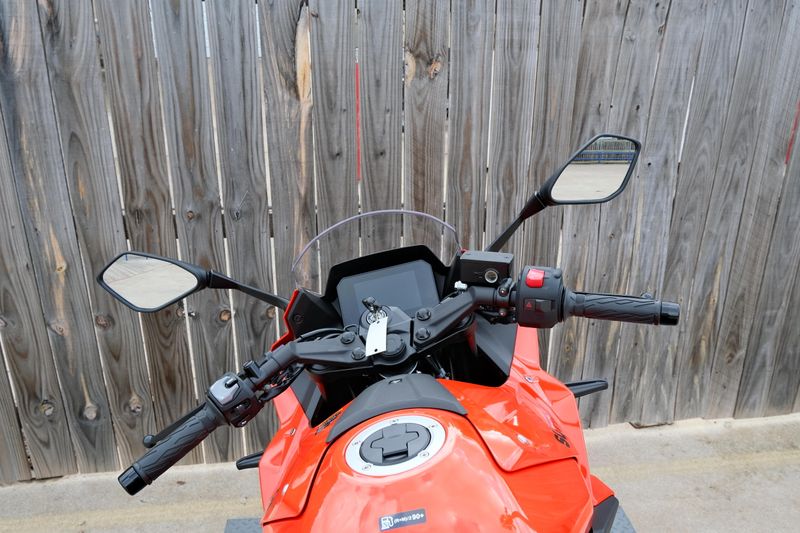 NEW 2026 SUZUKI GSX8R Image 28