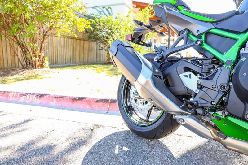 NEW 2025 KAWASAKI Z H2 SE ABS Image 16