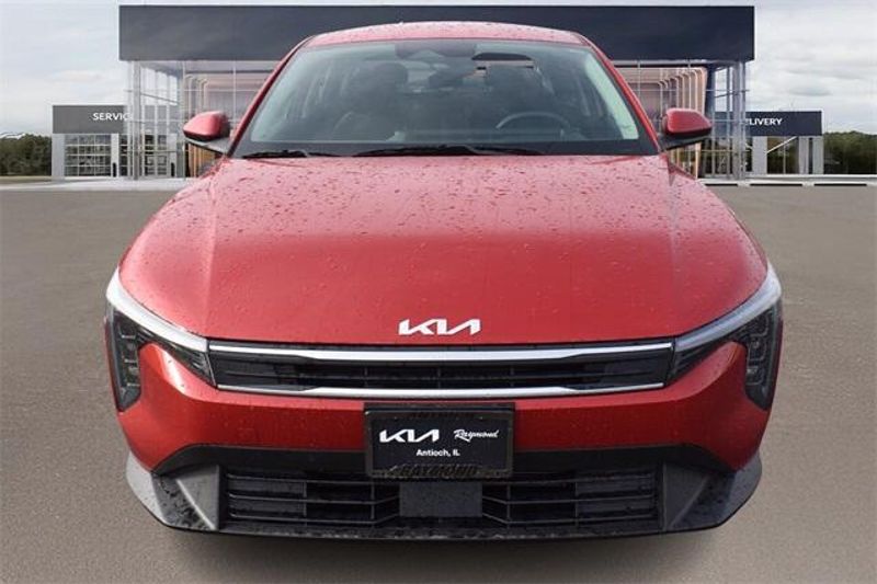 2025 Kia K4 LXSImage 8