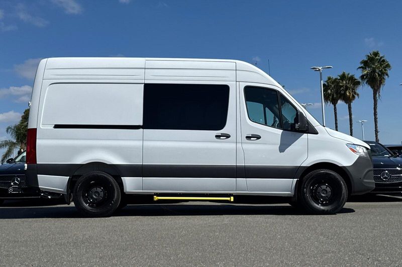 New 2026 Mercedes-Benz Sprinter 2500 Image 3