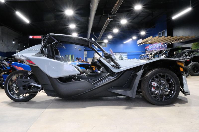 2024 Polaris SLINGSHOT SL AUTODRIVE OCEAN GRAYImage 14