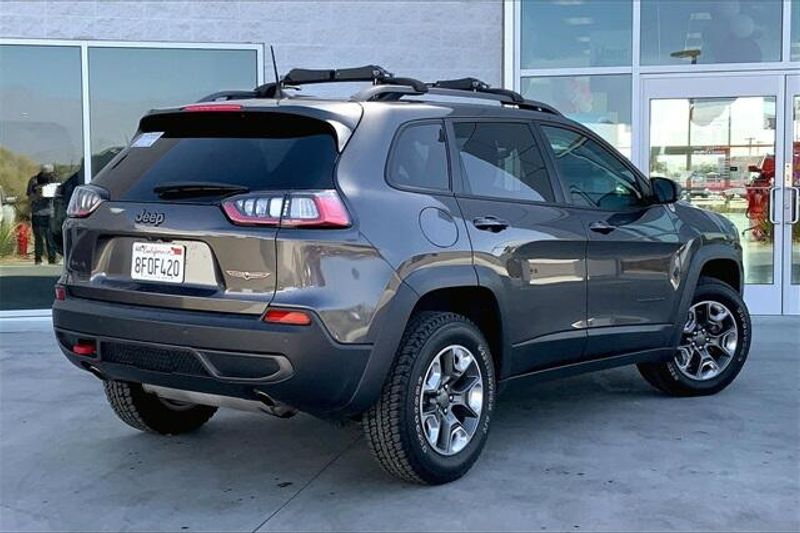 2019 Jeep Cherokee TrailhawkImage 13