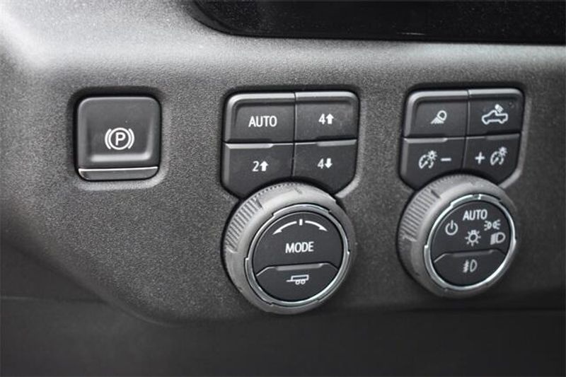 New 2025 Chevrolet Silverado 1500 High CountryImage 27