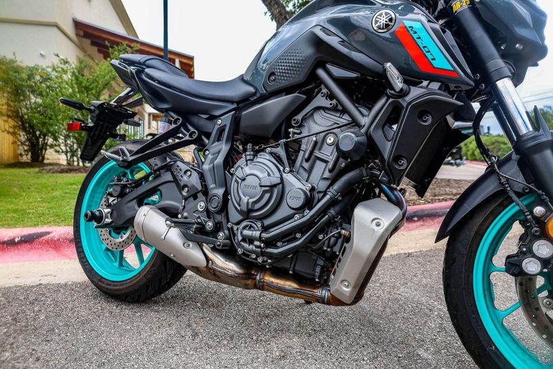 2022 Yamaha MT07  GRAY Image 6