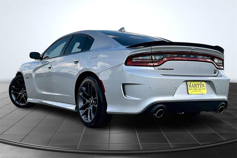 2023 Dodge Charger R/T Scat Pack photo 2