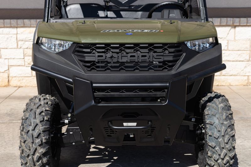 2025 Polaris RANGER 1000 EPS SAGE GREEN Image 10