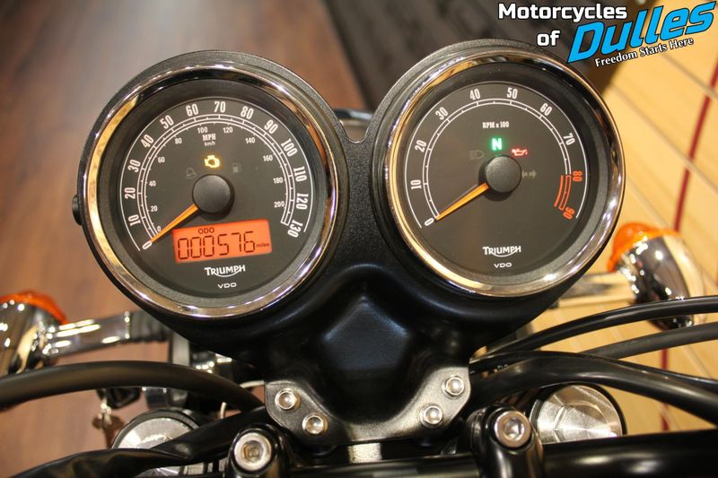 Used 2016 Triumph T100 Image 11