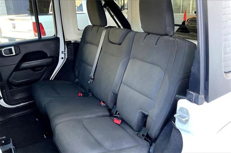 Used 2023 Jeep Wrangler SaharaImage 25