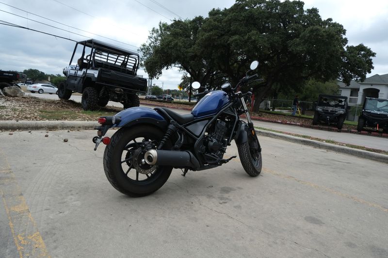 2021 Honda REBEL 300 ABS PEARL BLUEImage 6