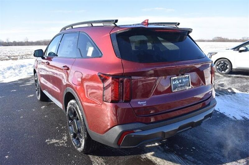 New 2025 Kia Sorento X-Line EXImage 5