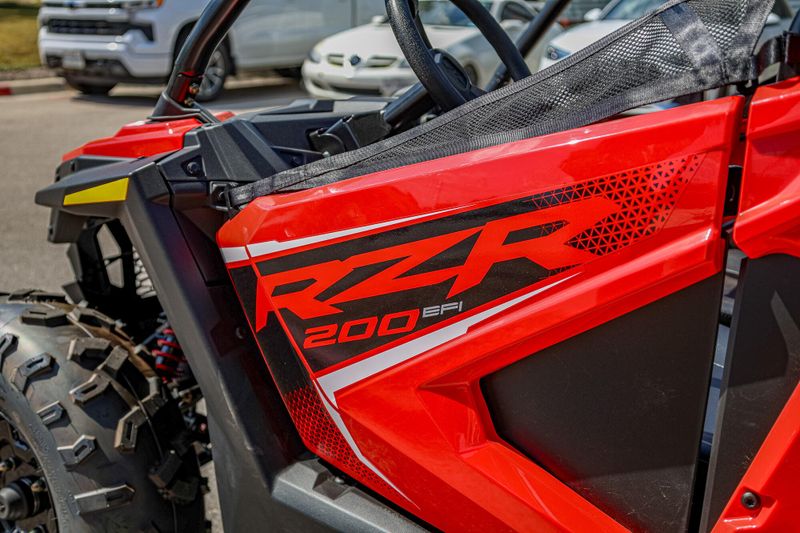 2025 Polaris RZR 200 EFI  INDY REDImage 2