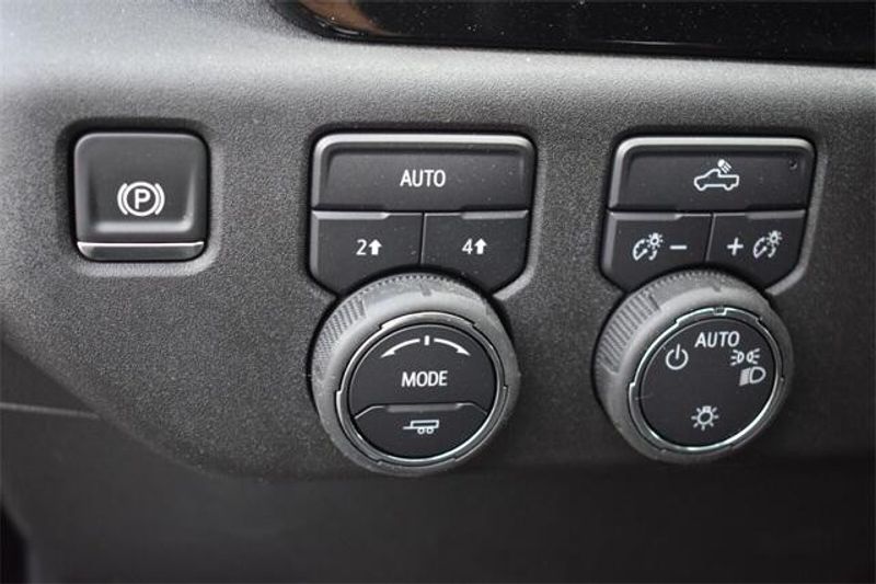 2025 Chevrolet Silverado 1500 LTImage 25