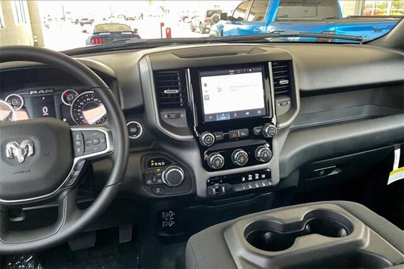 2025 RAM 1500 Tradesman Crew Cab 4x4 5
