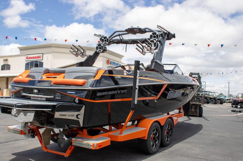 USED 2020 MALIBU 24 MXZ Image 3