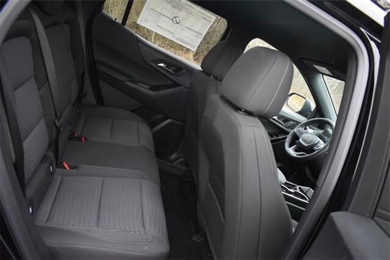 2025 Chevrolet Equinox LTImage 13