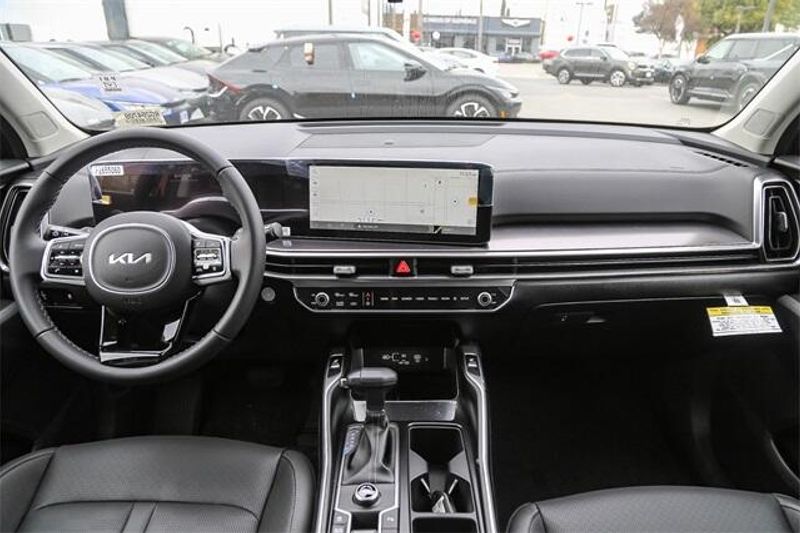 2025 Kia Sorento SImage 5