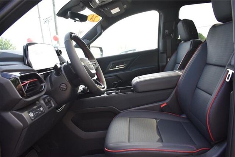 New 2024 Chevrolet Silverado EV RSTImage 27